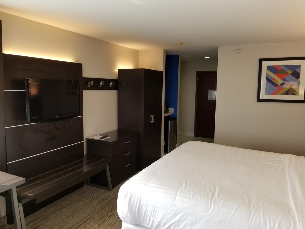 Holiday Inn Express Birch Run-Frankenmuth Area By Ihg Экстерьер фото